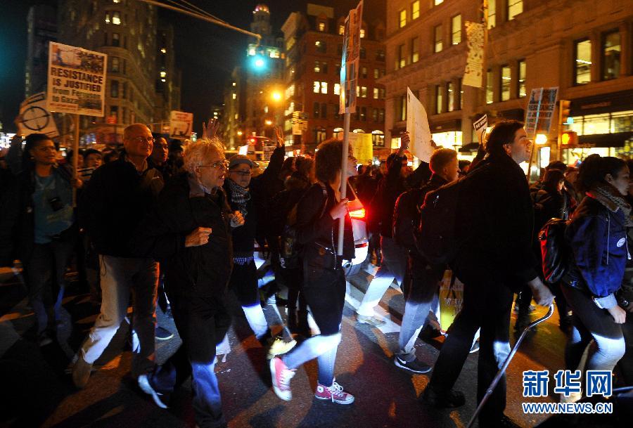 美国90座城市爆发游行示威抗议弗格森案宣判结果