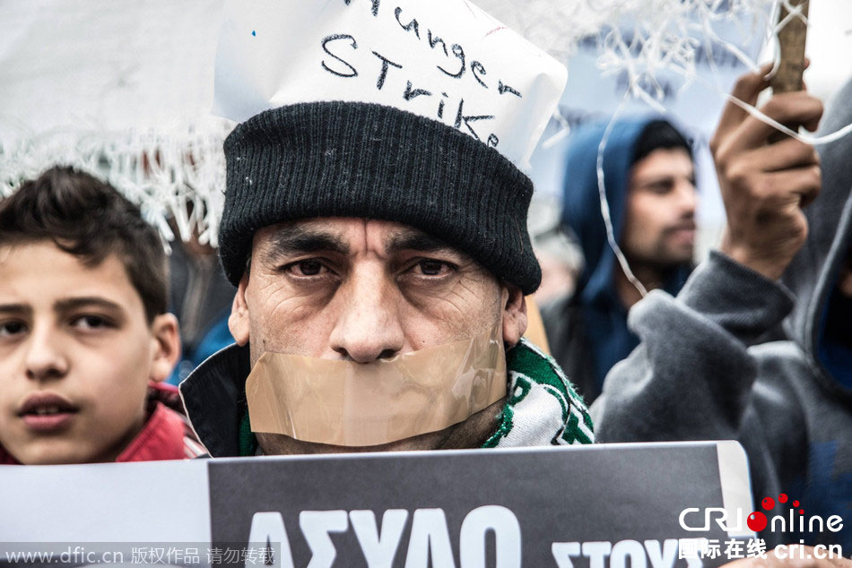 希腊爆发全国大罢工 抗议财政紧缩