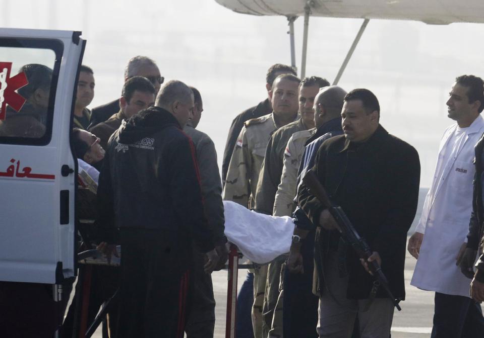 埃及法院判决穆巴拉克谋杀示威者案无罪
