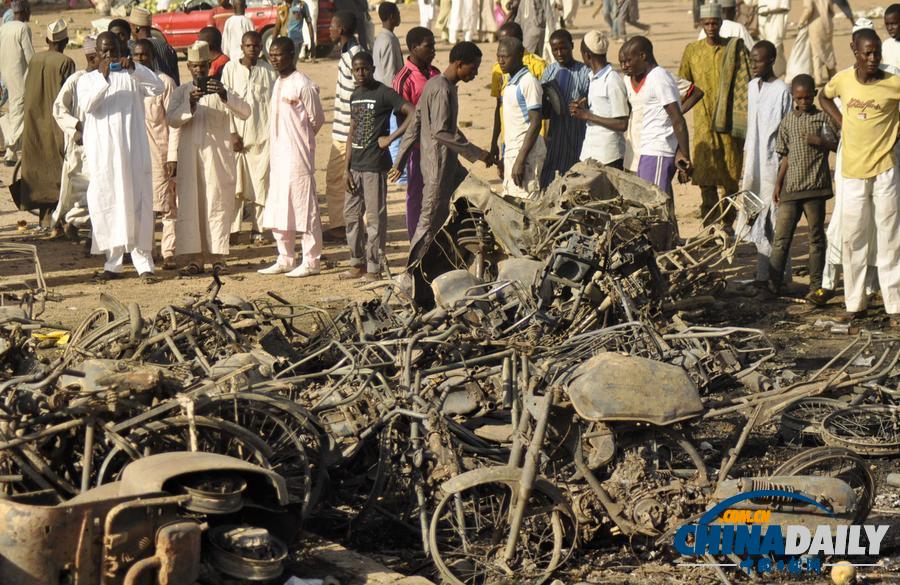 尼日利亚北部一清真寺遭炸弹袭击致数十人死伤（图）