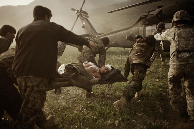 纪实摄影：战争冲突下的真实人性
