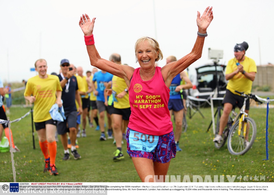 奔跑人生:英69岁老妇跑过500多场马拉松 <BR>