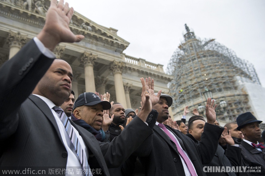 美国会议员集会 抗议警察杀害黑人被免于起诉