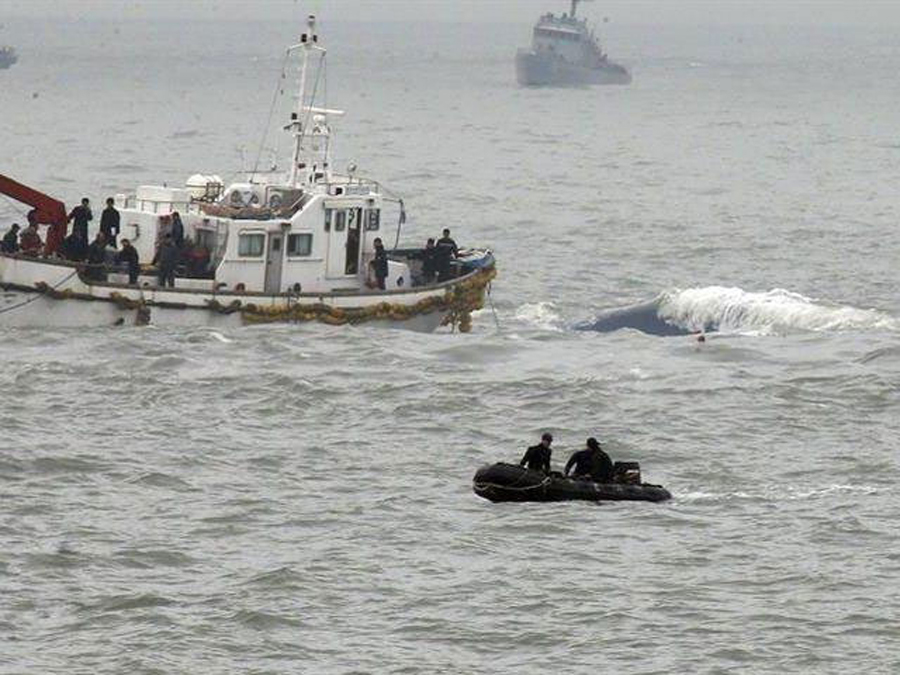 刚果(金)发生沉船事故 至少129人死亡