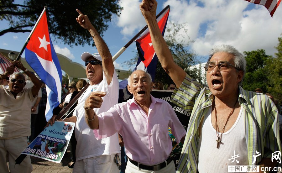 美国民众抗议与古巴恢复外交关系