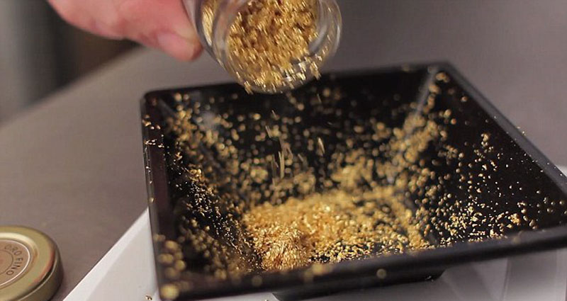 西班牙推出世界最贵面包 含250毫克金粉