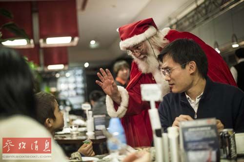 英报：中国人过圣诞没有宗教只有节