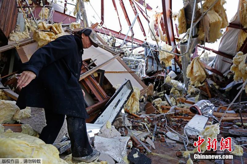 美密西西比州遭龙卷风袭击致多人亡 进入紧急状态