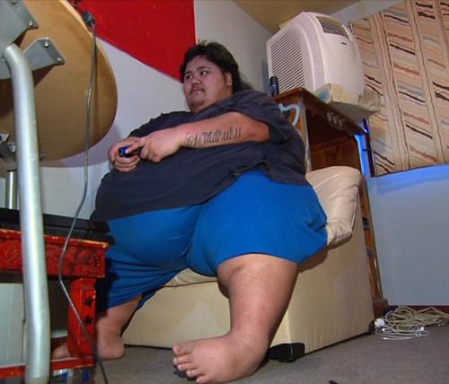 澳最胖男子重超300公斤 午餐能吃整只鸡(图)