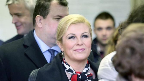 克罗地亚选出首位女总统 基塔洛维奇成功当选