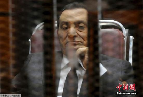 埃及法院推翻对穆巴拉克监禁判决 下令重申贪污案