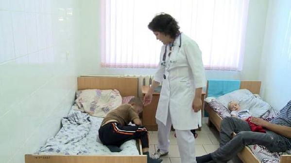 哈萨克斯坦村庄受怪病困扰 百余村民嗜睡失忆