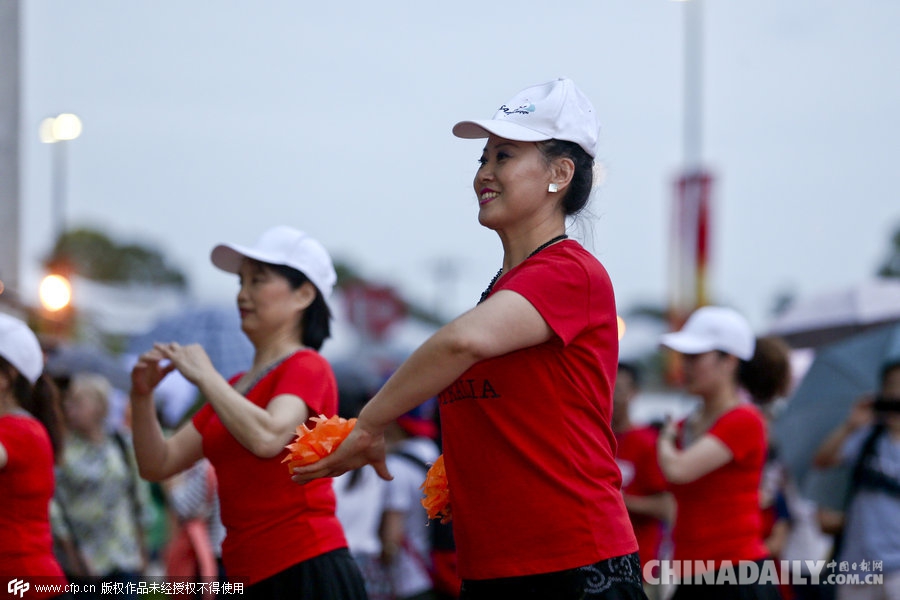 中国Vs澳大利亚 中国广场舞大妈战力爆表引澳媒高度重视