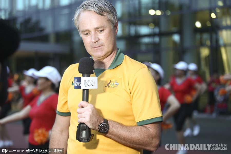 中国Vs澳大利亚 中国广场舞大妈战力爆表引澳媒高度重视