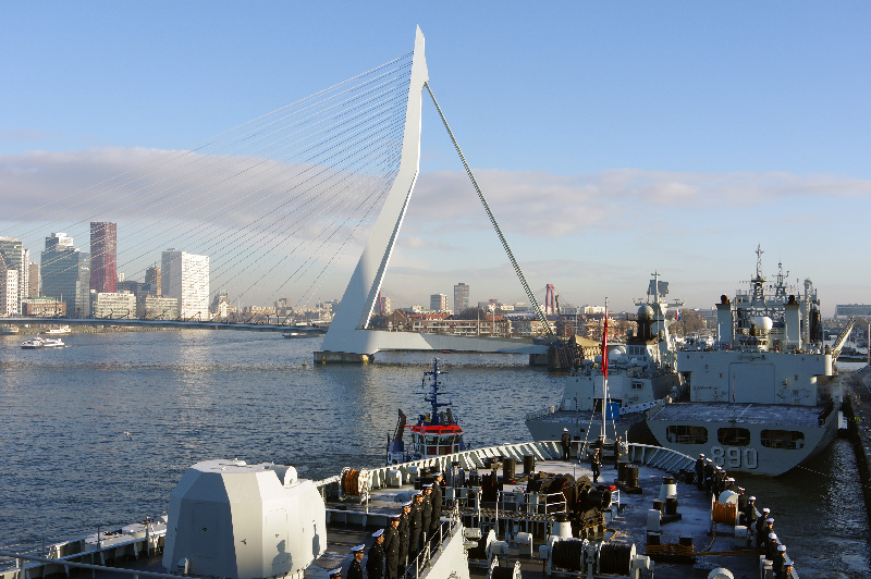 中国海军第十八批护航编队结束访问荷兰