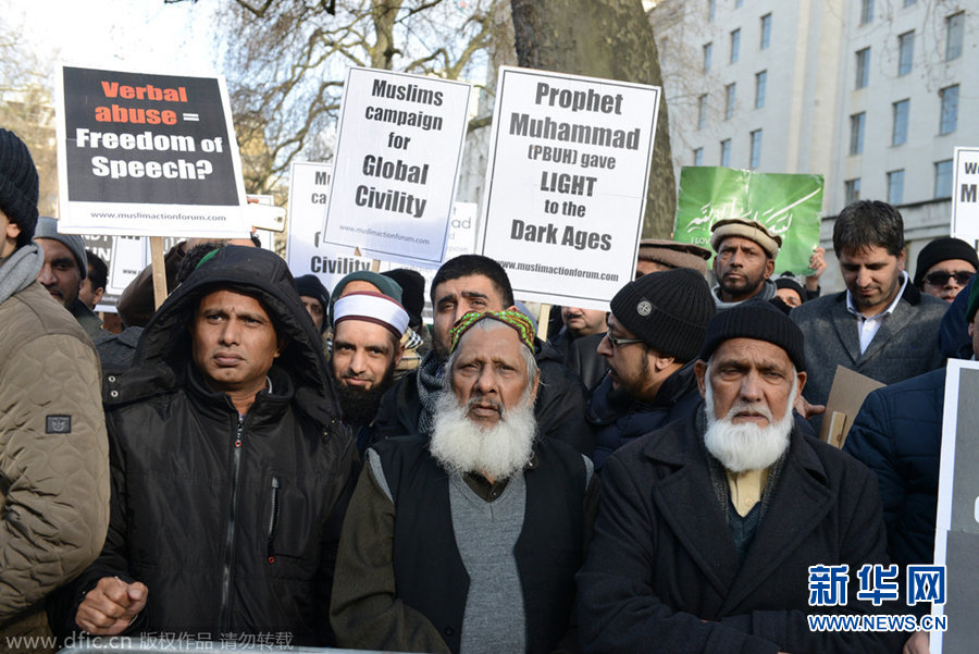 伦敦数千穆斯林游行 抗议法《查理周刊》亵渎先知