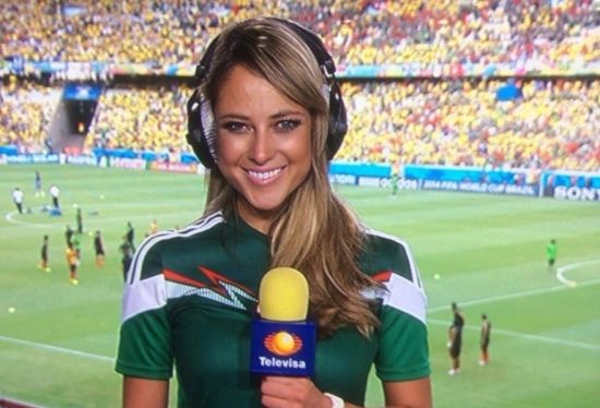 C罗传出新绯闻女友 世界杯爆红性感女记者