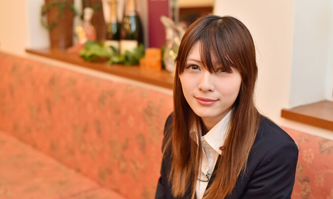 日关西美少女当选“日本最可爱女高中生”