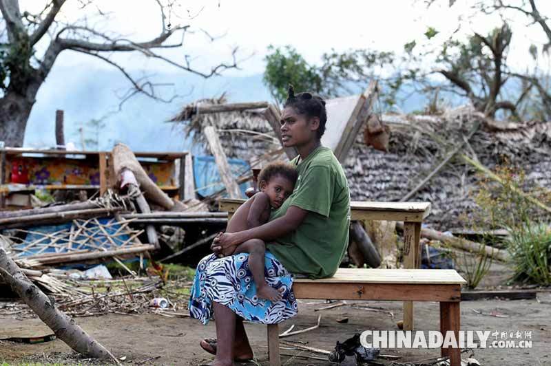 强飓风重创瓦努阿图 灾区面临饥荒传染病威胁