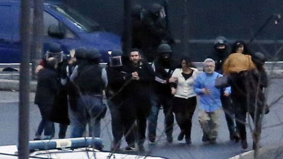 巴黎人质事件余波又起：法媒直播人质藏身之处被起诉