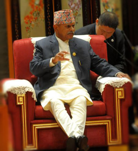 尼泊尔总统访拉萨：望推进两国航空和陆路互联互通