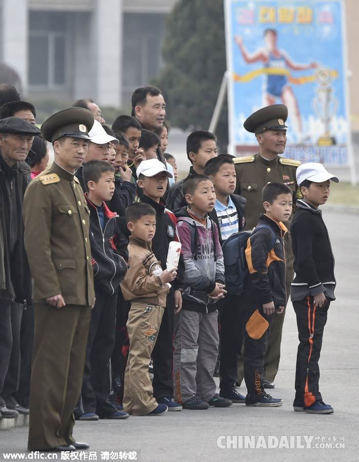 朝鲜平壤举办年度马拉松 约650名外国人参赛