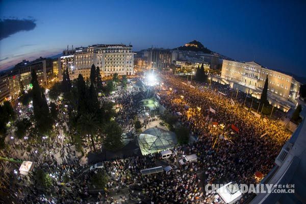 欧洲领导人称希腊全民公投事关是否退出欧元区