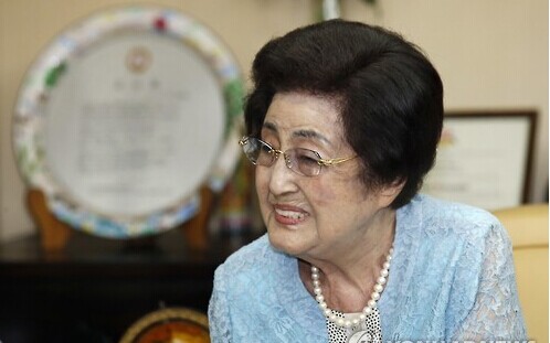 韩国前总统金大中遗孀将乘韩廉价航空公司飞机访朝
