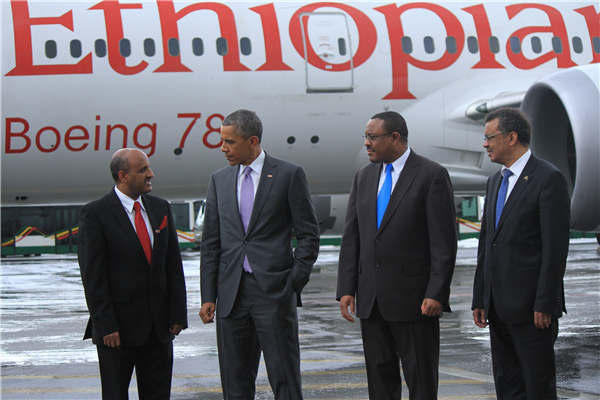埃塞航空CEO陪奥巴马参观波音梦想飞机