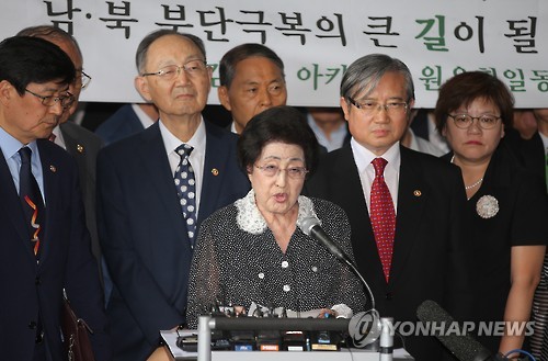 韩官员否认李姬镐未能见到金正恩与韩政府态度有关