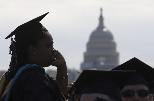 美国SAT高考成绩创10年来新低 高中教育堪忧