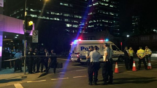 悉尼警局枪击案与恐怖主义有关 15岁枪手有中东背景
