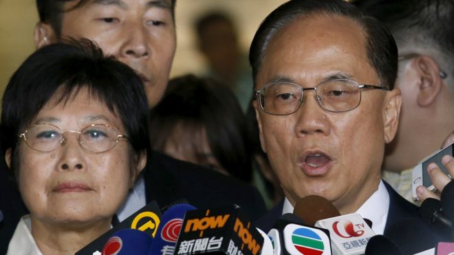 香港历史首位:前特首 曾荫权 遭廉政公署 起诉  - 