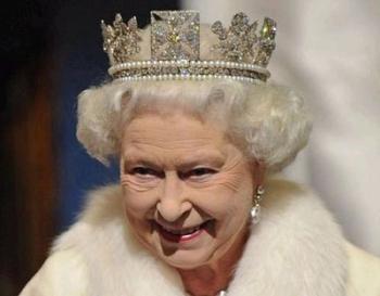 美国网友写信求英国女王收回美国 女王回信婉拒