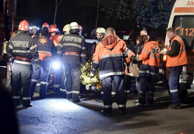 罗马尼亚夜店烟花引发大火 至少27人丧生155人受伤
