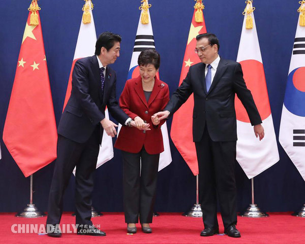 韩国在华留学生：中日韩三边合作对地区和平与稳定至关重要