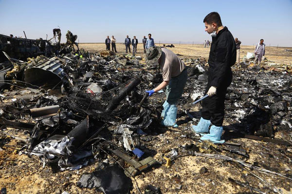 美国官员：“99.9%”确定恐怖炸弹导致俄客机坠毁