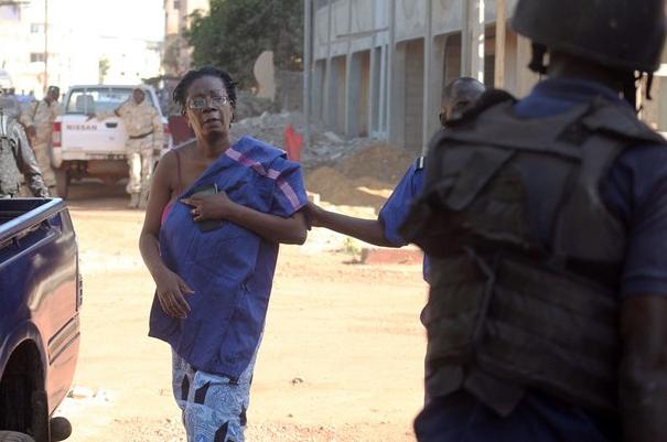马里人质挟持27死亡 总统宣布进入紧急状态
