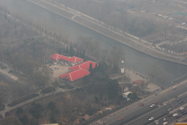 北京首次启动空气重污染红色预警