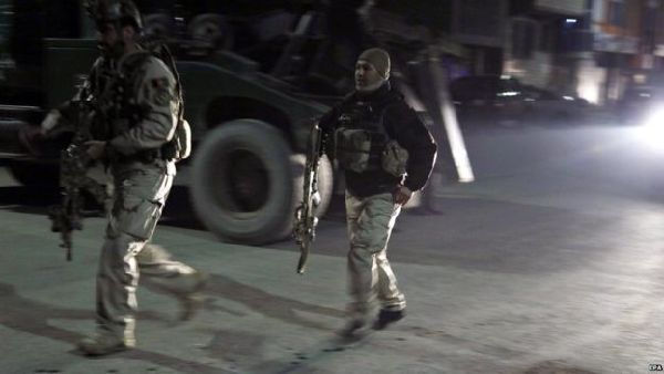 阿富汗塔利班袭击喀布尔使馆区 致多人死亡