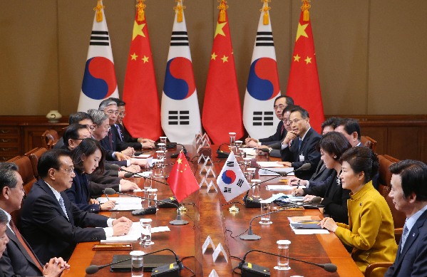 2015中国外交成就盘点①：中日韩三国关系明显好转稳步向前