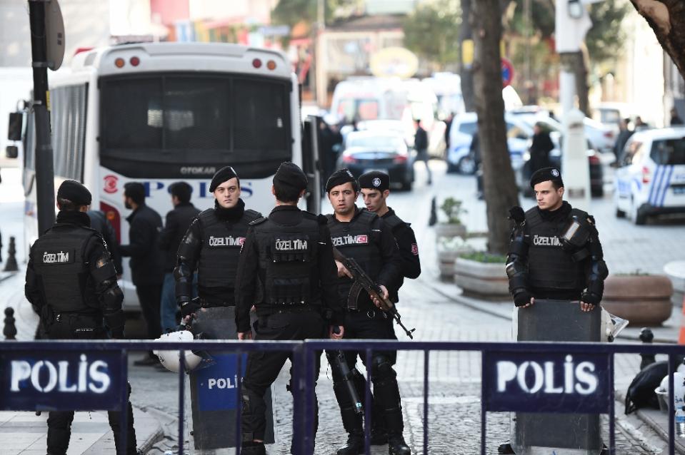 土耳其遭IS爆炸袭击致25人死伤 旅游业料将受重创