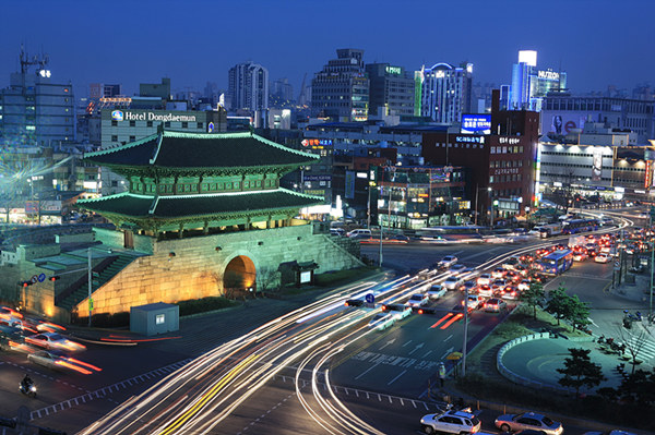 韩国放宽对华签证要求 首次实施10年有效签证期