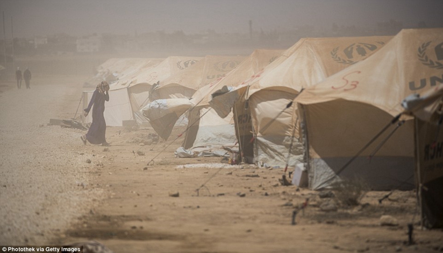 约旦难承60万难民重压处于临界点 呼吁西方紧急支援