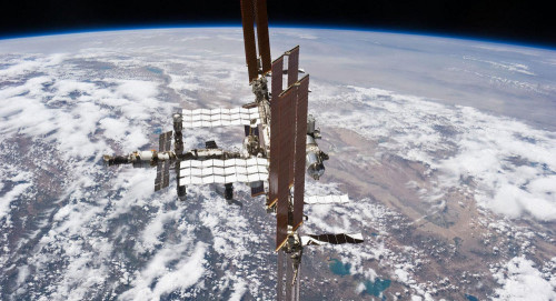 NASA向国际空间站运送货物袋出现黑霉 日期将后延