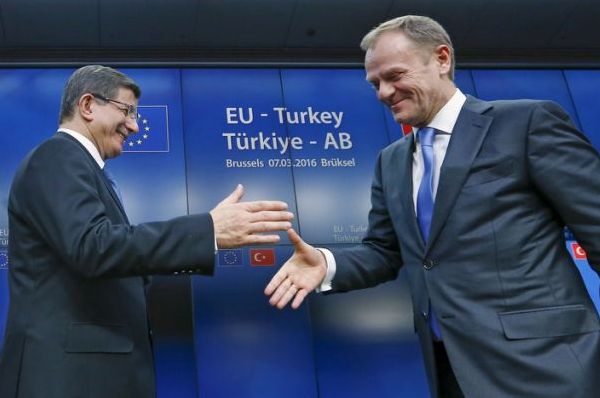 欧盟与土耳其达成突破性共识 “以一换一”化解难民僵局