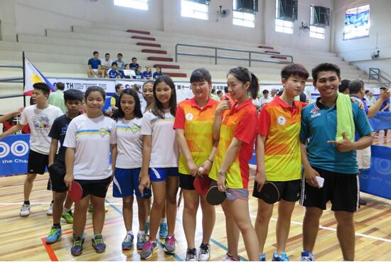 菲律宾学生乒乓联赛举行 中国选手前往交流深化两国人民友谊