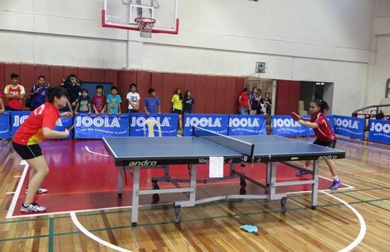 菲律宾学生乒乓联赛举行 中国选手前往交流深化两国人民友谊
