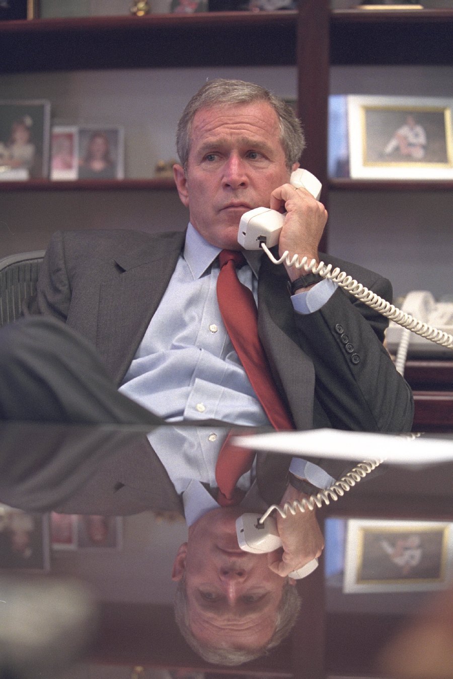 911恐袭：小布什不同寻常的一天