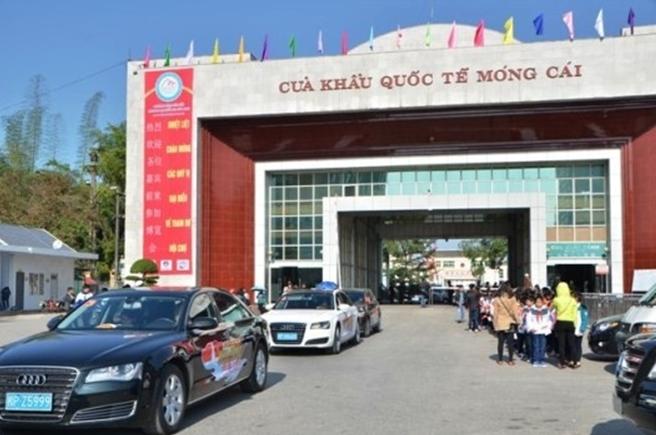越南广宁省建议允许中国自驾游汽车在越南芒街市活动